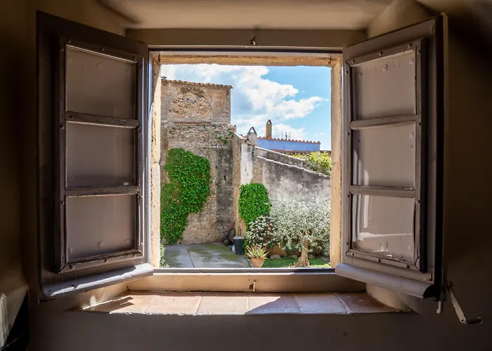 Vakantiehuis Deco - Casa Castell De Peratallada