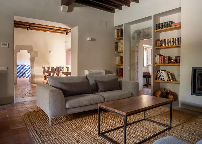 Deco - Casa Castell De Vakantiehuis *