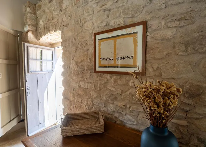 Feriehus Deco - Casa Castell De Peratallada